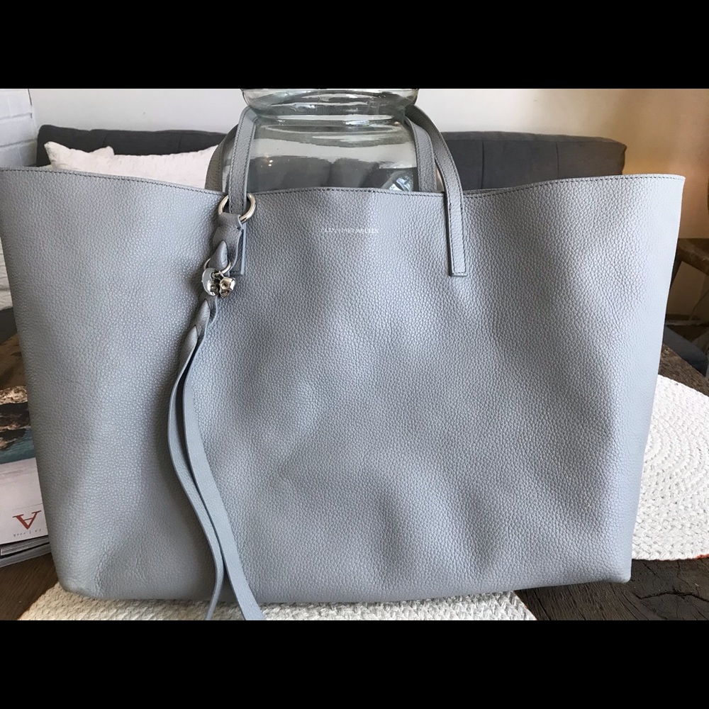 Alexander McQueen leather skull open tote